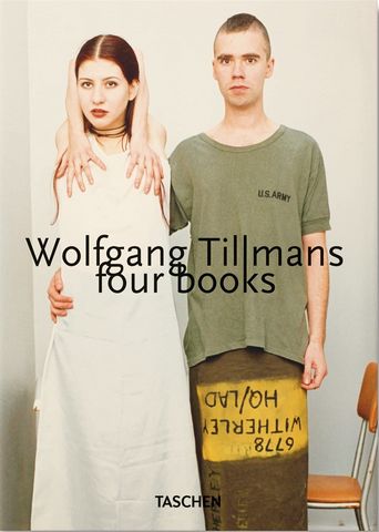 Wolfgang Tillmans. four books. 40th Anniversary Edition (QUARANTE) (Multilingual Edition) - фото 1