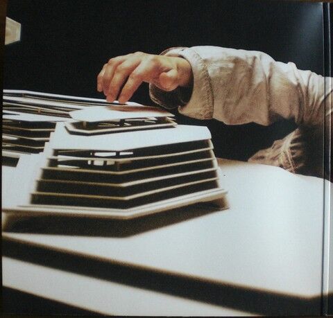Arctic Monkeys – Tranquility Base Hotel + Casino (2LP, Album, Vinyl) - фото 2
