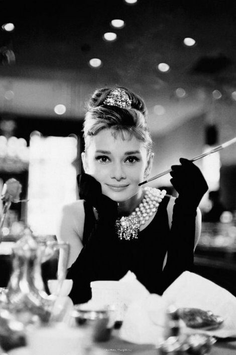 Audrey Hepburn - Breakfast (Постер)