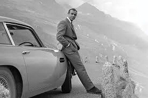 James Bond - Connery & Aston Martin (Постер) - фото 1