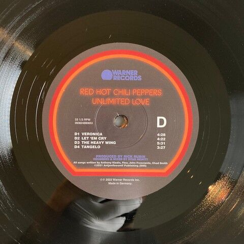 Red Hot Chili Peppers – Unlimited Love (2LP, Deluxe Edition, Vinyl) - фото 10