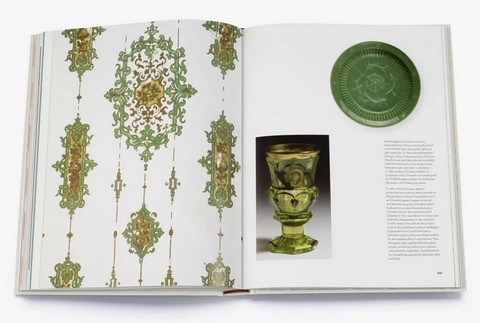 The V&A Book of Colour in Design (Victoria and Albert Museum) - фото 6
