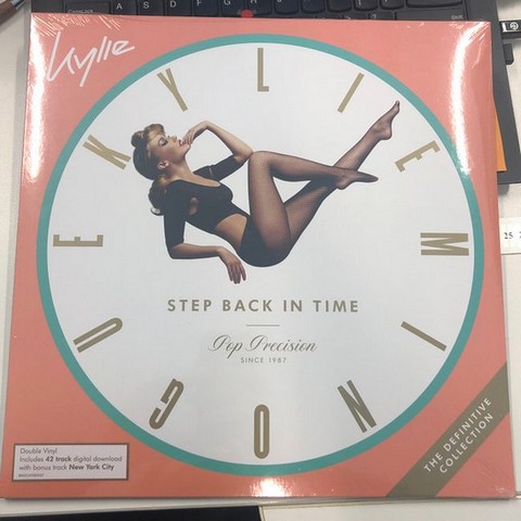 Kylie – Step Back In Time (The Definitive Collection) (Vinyl) - фото 1
