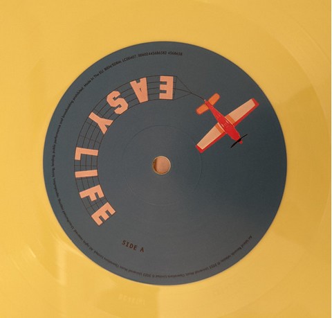 Easy Life – Maybe In Another Life… (LP, Album, Limited Edition, Yellow, 180g [Sunset Edition], Vinyl) - фото 2