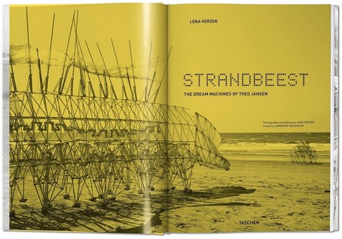 Lena Herzog. Strandbeest. The Dream Machines of Theo Jansen - фото 2