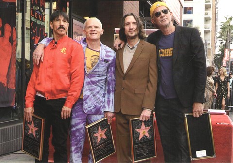 Red Hot Chili Peppers 02 - фото 1