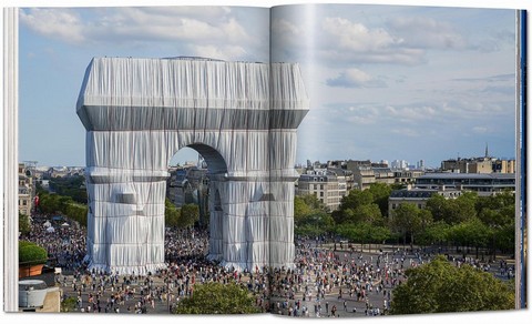 Christo and Jeanne-Claude. LArc de Triomphe, Wrapped - фото 9