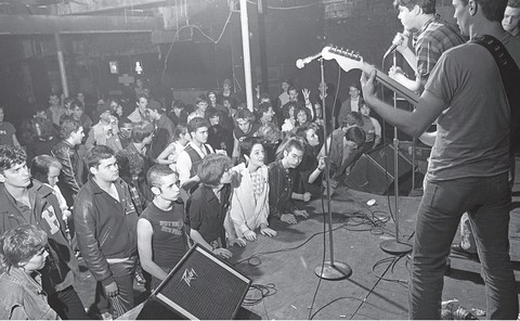 A Scene In Between USA. The sounds and styles of American indie, 1983-1989 - фото 7