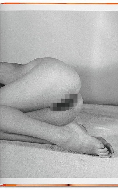 Бүктелген поза секс