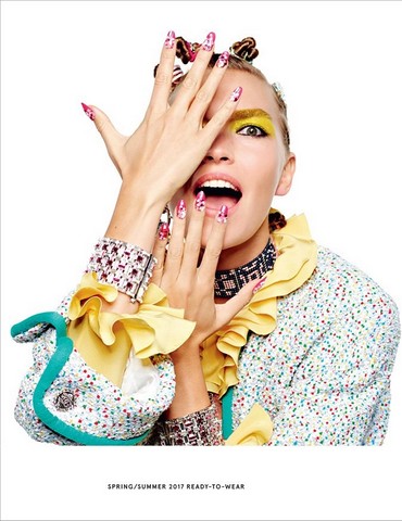 Chanel: The Karl Lagerfeld Campaigns - фото 15