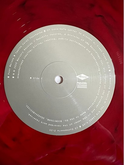 Post Malone – Twelve Carat Toothache (2LP, Album, Red Marbled, Gatefold, Vinyl) - фото 6